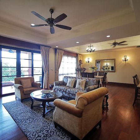 Casa Del Rio Residences Малакка Экстерьер фото