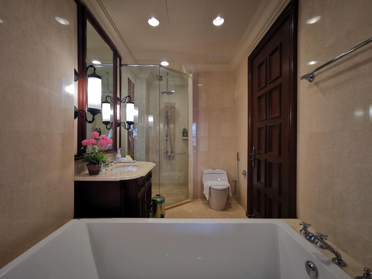 Casa Del Rio Residences Малакка Экстерьер фото