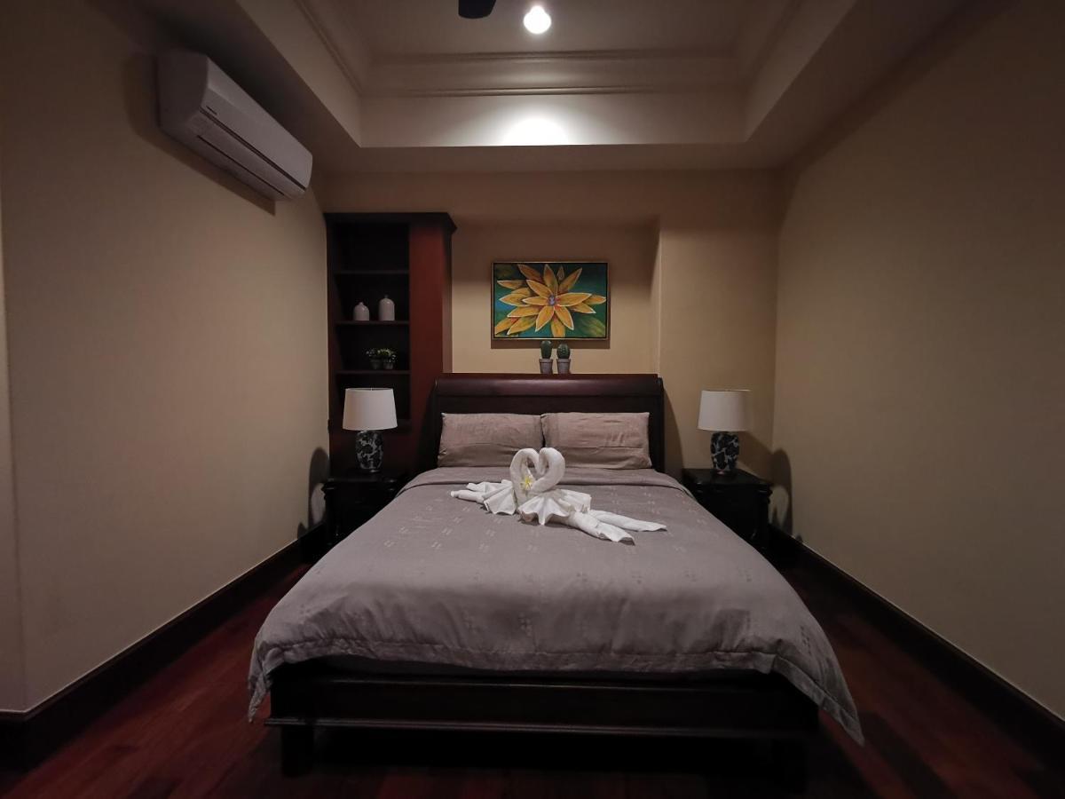 Casa Del Rio Residences Малакка Экстерьер фото