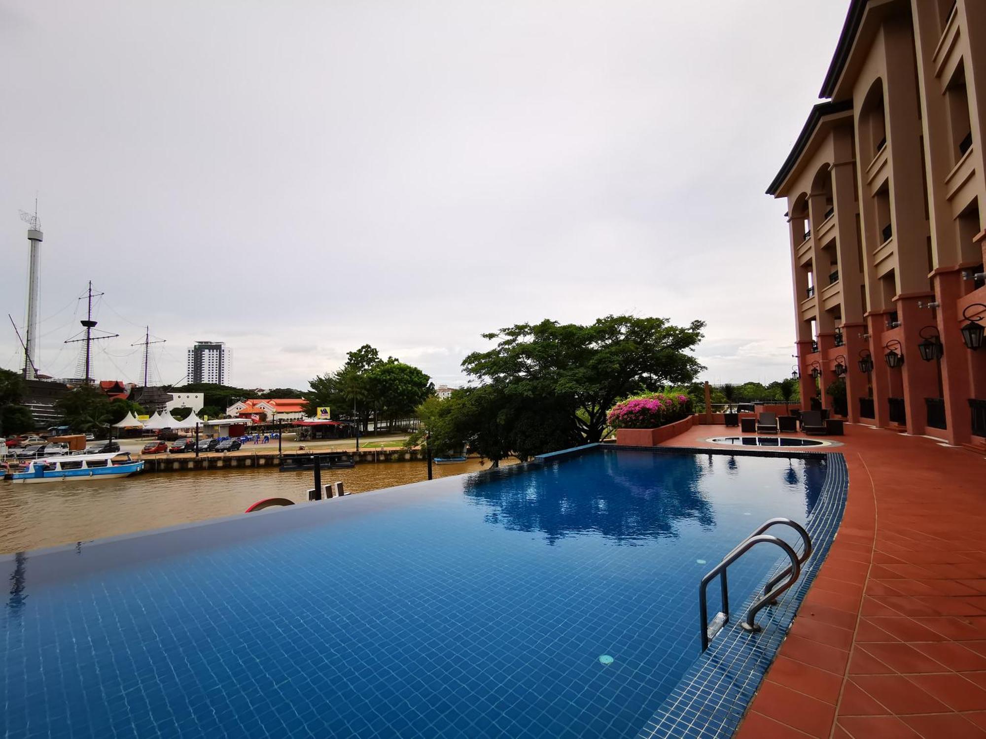 Casa Del Rio Residences Малакка Экстерьер фото